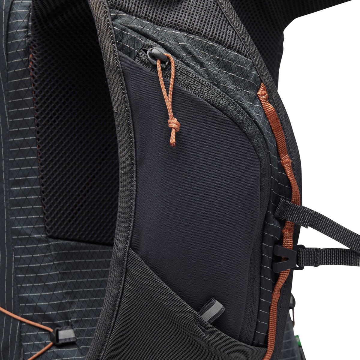 Pursuit 15 Backpack - Past Season | Black Diamond Value