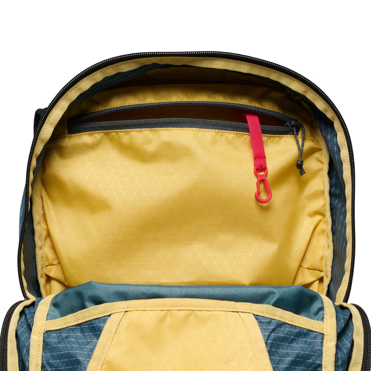 Pursuit 15 Backpack | Black Diamond Best Seller